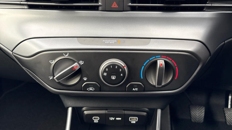 Hyundai i20 1.0T GDi Advance [Nav] 5dr Petrol Hatchback